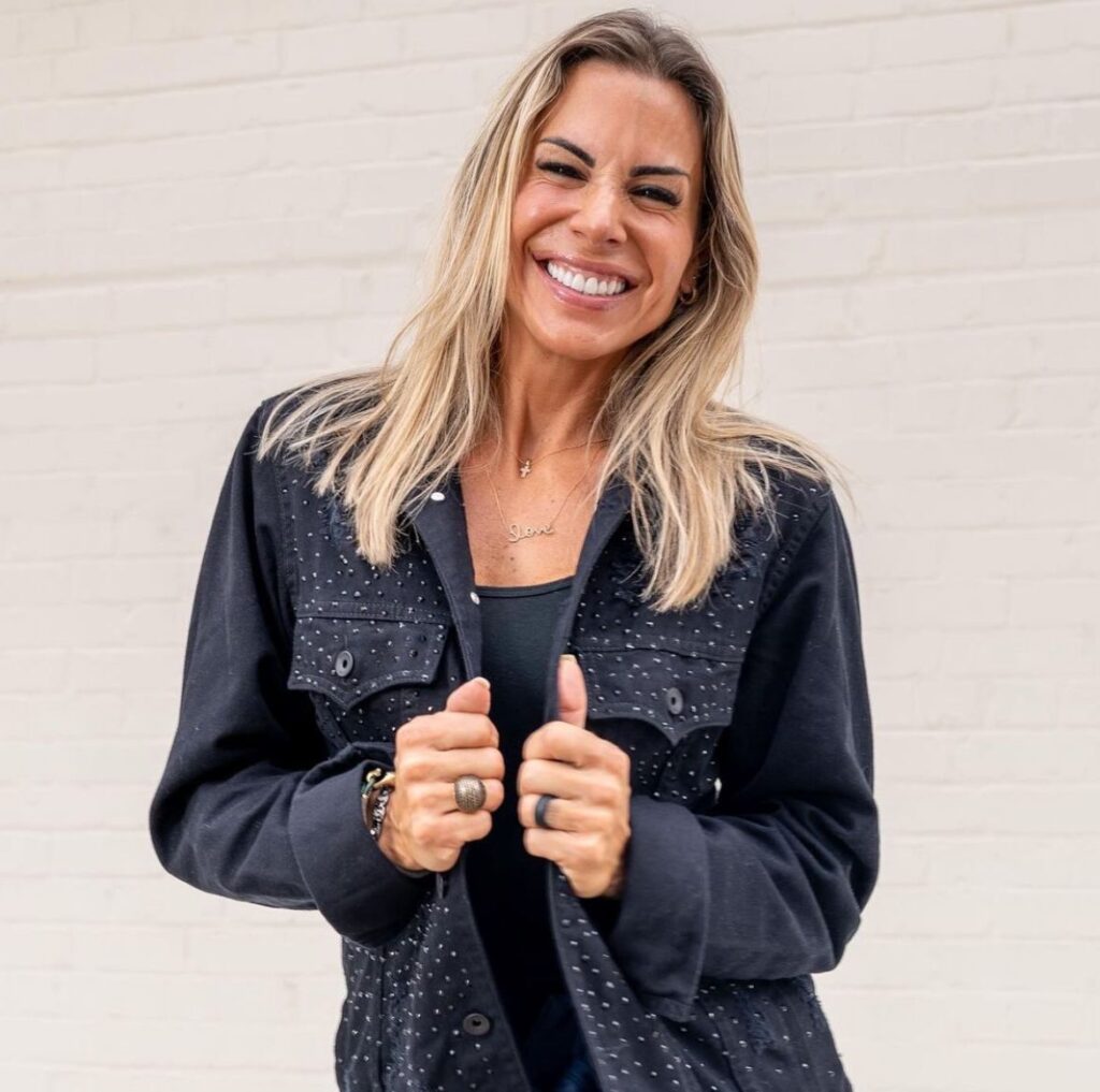 JOANA PRADO, EX-FEITICEIRA E AGORA PASTORA, GERA POLÊMICA AO FALAR DE MULHER “IMPURA” DA BÍBLIA
