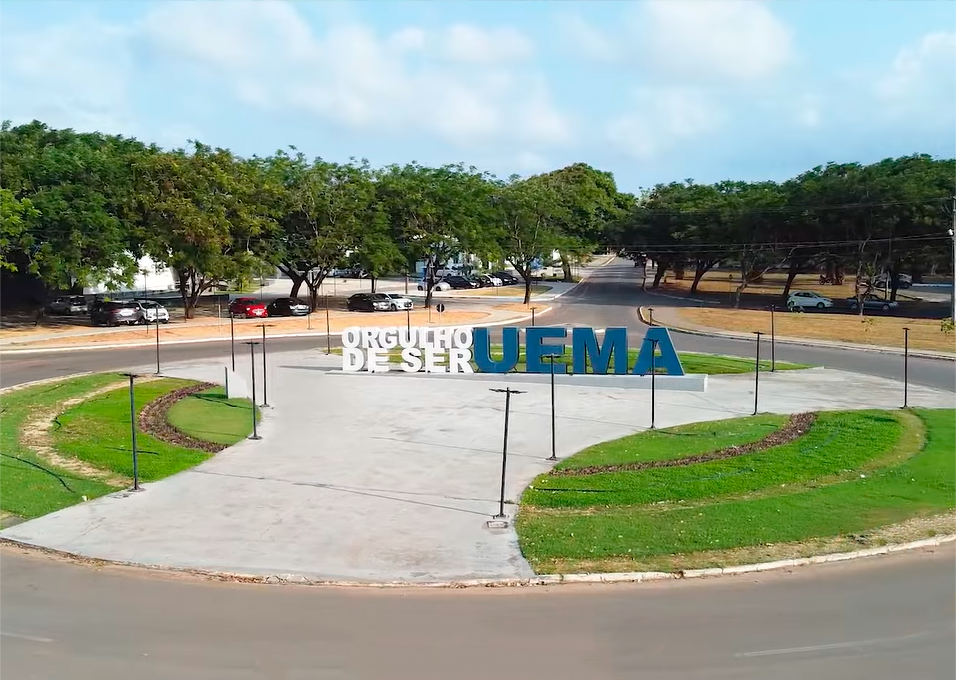 UEMA abre seletivos para professores com salários de até R$ 6,8 Mil