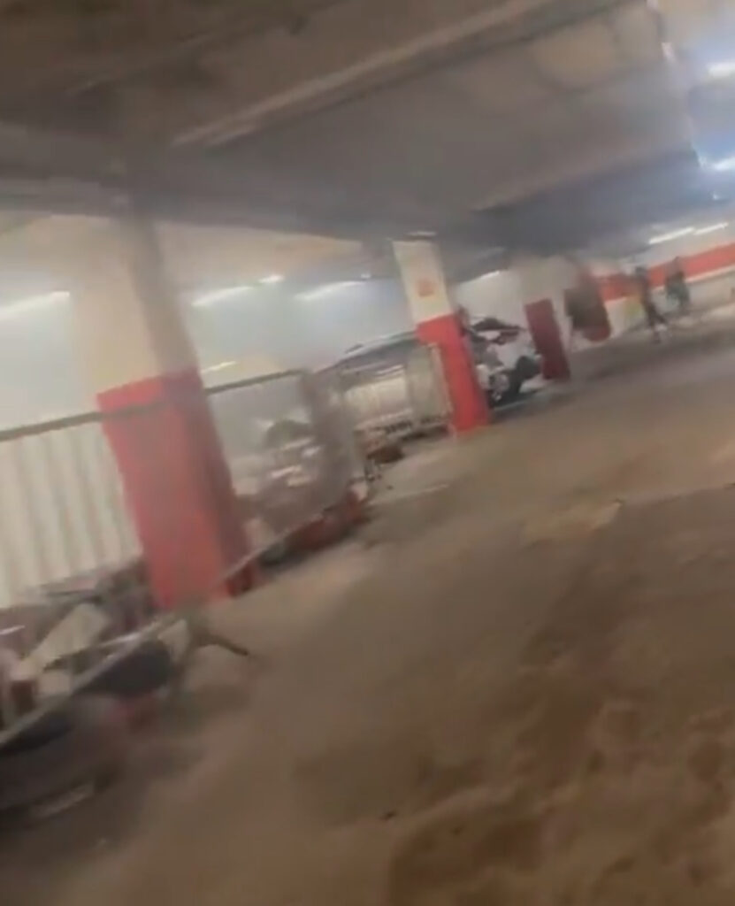 PRINCÍPIO DE INCÊNDIO É REGISTRADO NESTE SÁBADO (18) NO RIO ANIL SHOPPING