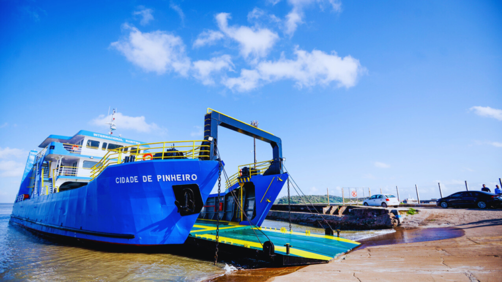 Suspensão das vendas de passagens para ferry-boat no carnaval impacta embarques