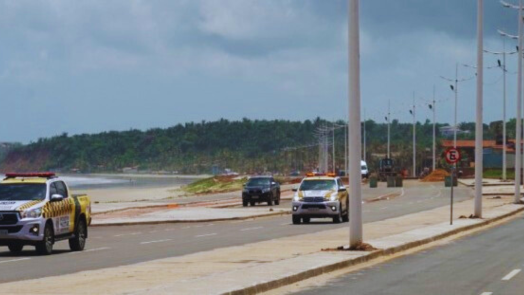 Trecho da Avenida Litorânea é liberado para exercícios físicos