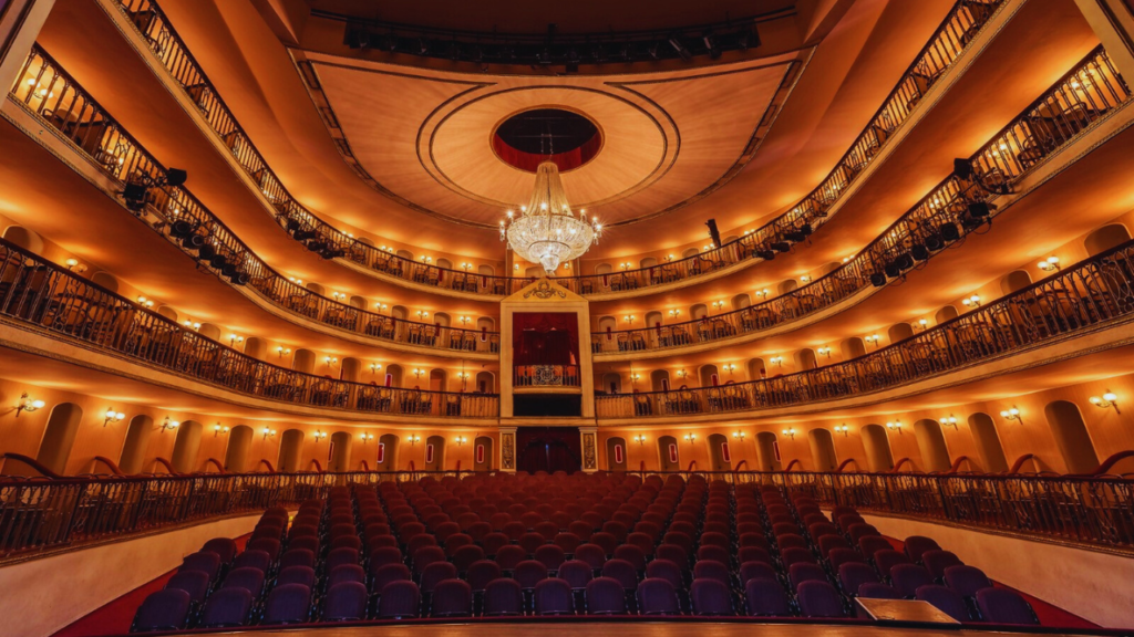Exposição: teatro Arthur Azevedo resgata memória dos espetáculos da década de 1970