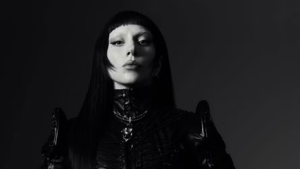 Lady Gaga desembarca hoje no Brasil para show em Copacabana
