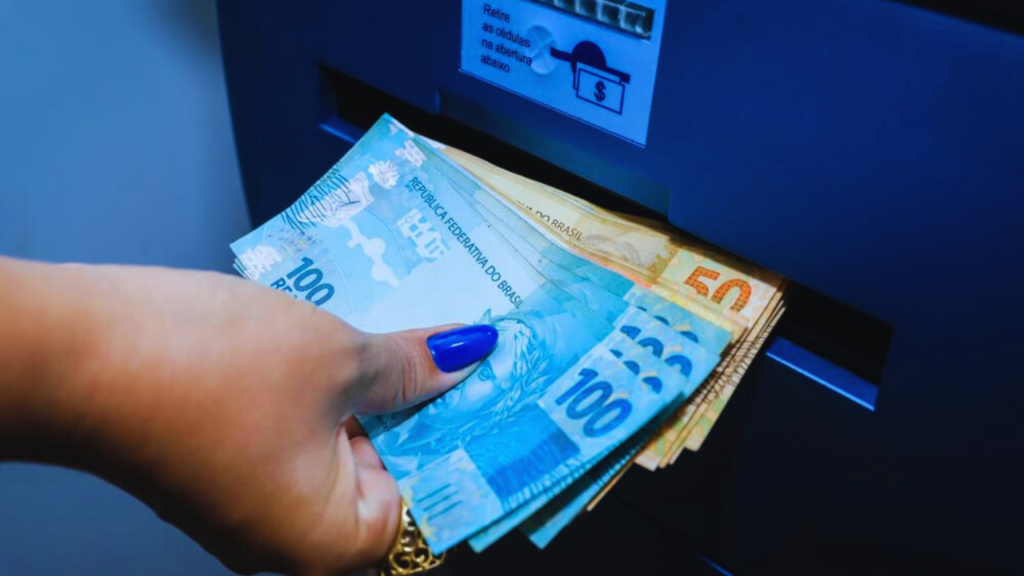 Salário dos servidores públicos estaduais será pago em 27 de maio