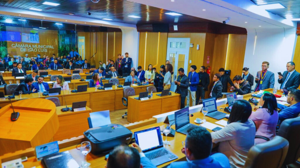 Câmara de aprova pedidos por asfalto e recapeamento na capital