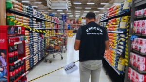 Supermercado é interditado em São Luís após irregularidades
