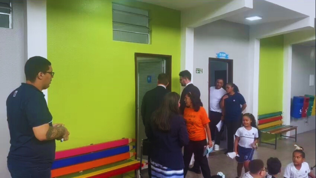 MP fiscaliza escolas em São Luís em ação por água potável