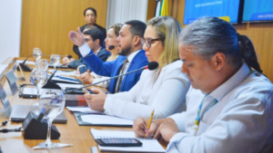 Câmara de São Luís recebe relatórios financeiros da SEMFAZ em audiência pública