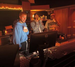 Justin Bieber confirma novo álbum para esta sexta, 11 de julho