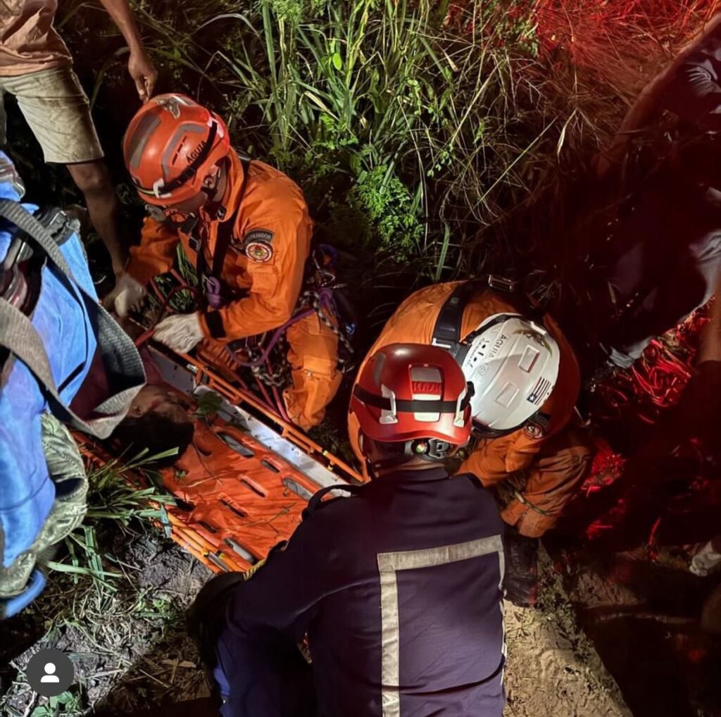Bombeiros realizam resgate de homem que caiu em penhasco de 150 metros em São José de Ribamar