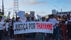 Familiares de jovem morta após atendimento na UPA protestam por justiça em São Luís