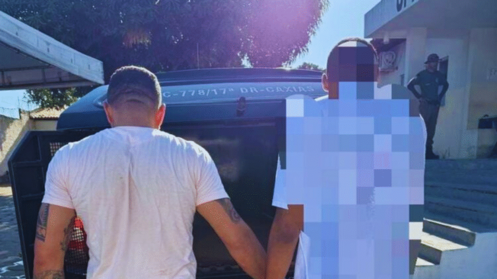 Homem é preso por suspeita de tráfico de drogas em Caxias