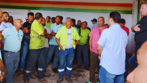 Rodoviários discutem paralisação total dos ônibus em São Luís após impasse nas negociações salariais.